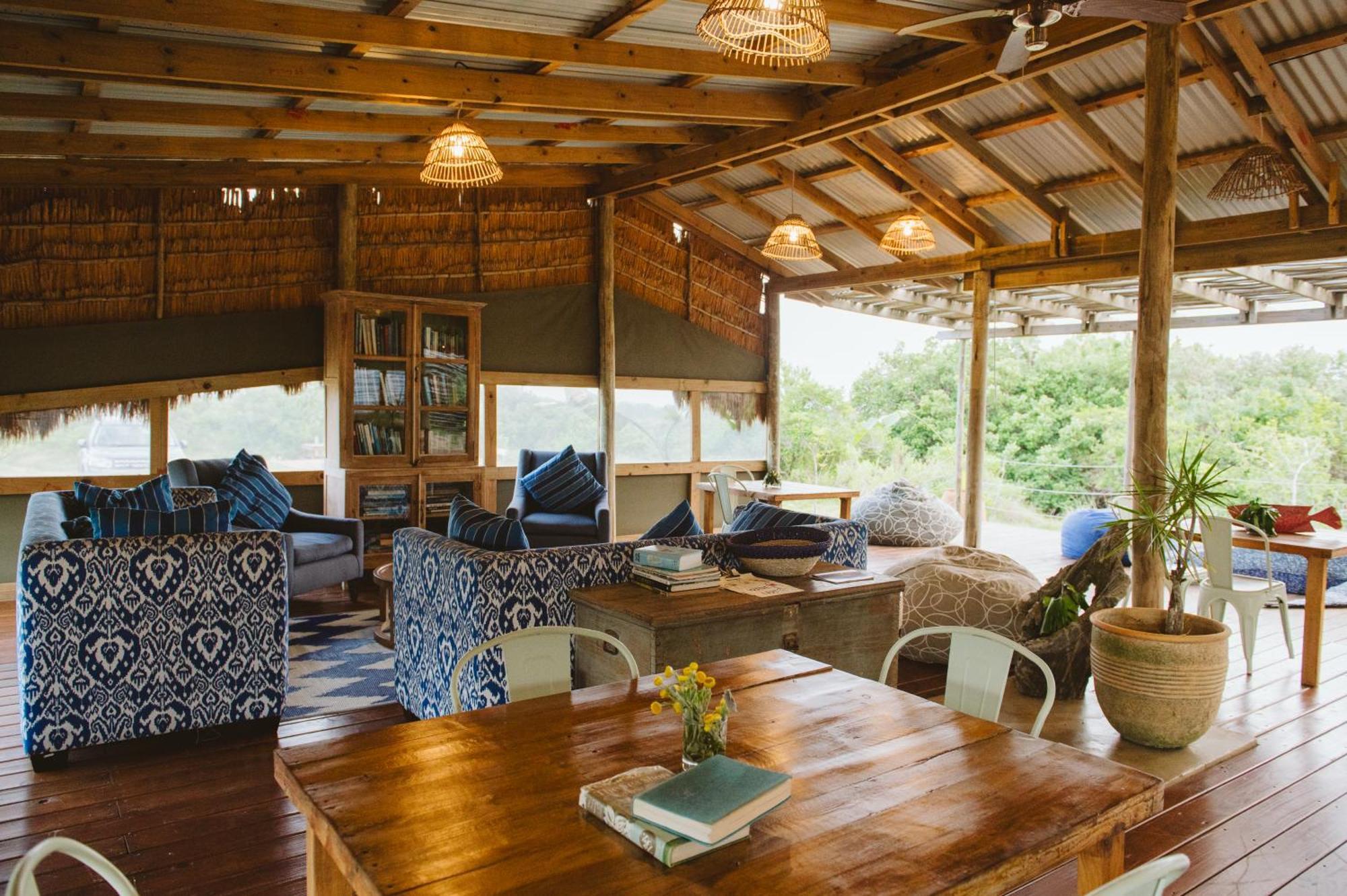 Gugulesizwe Camp Hotel Mabibi Buitenkant foto