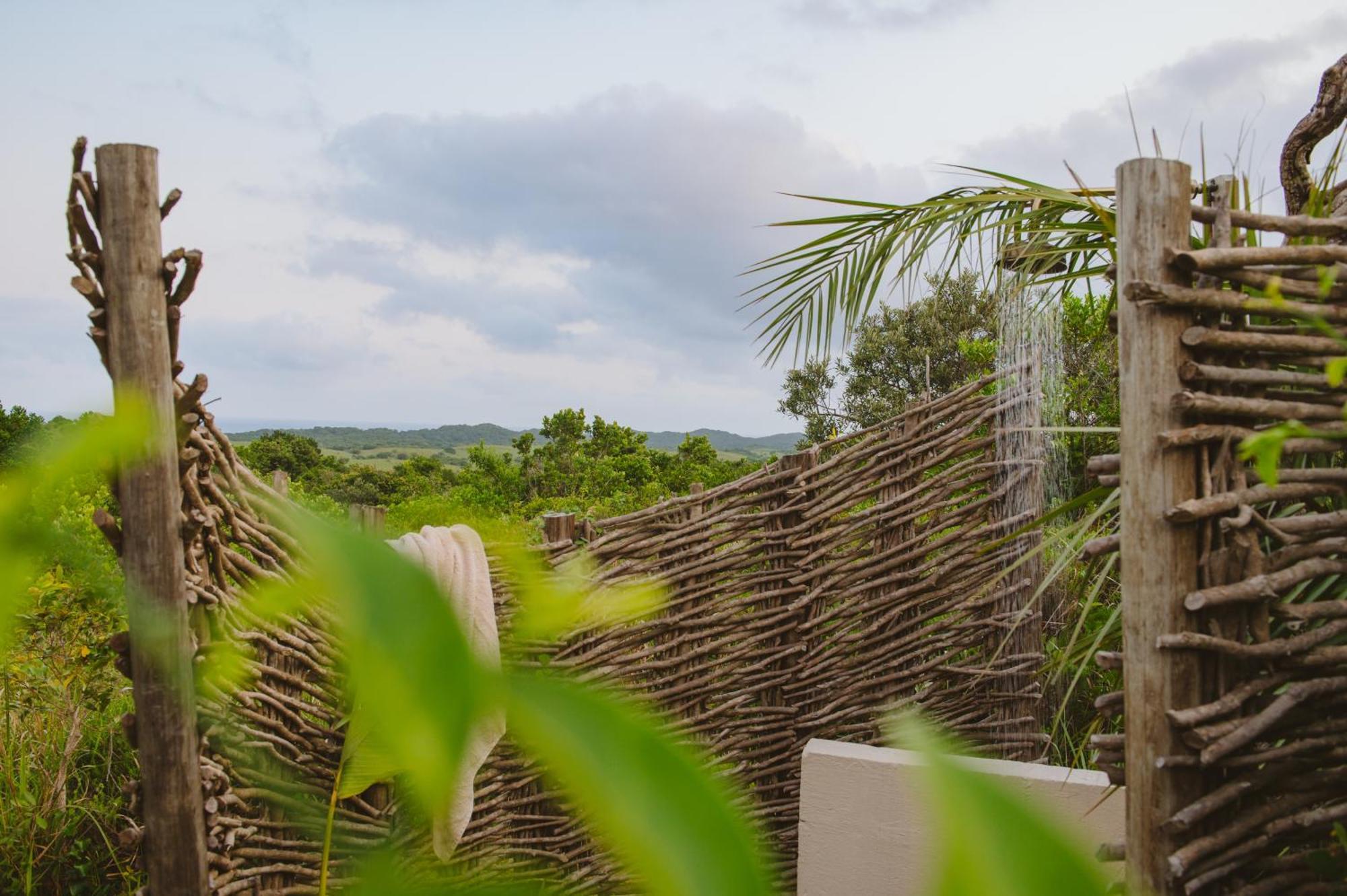 Gugulesizwe Camp Hotel Mabibi Buitenkant foto