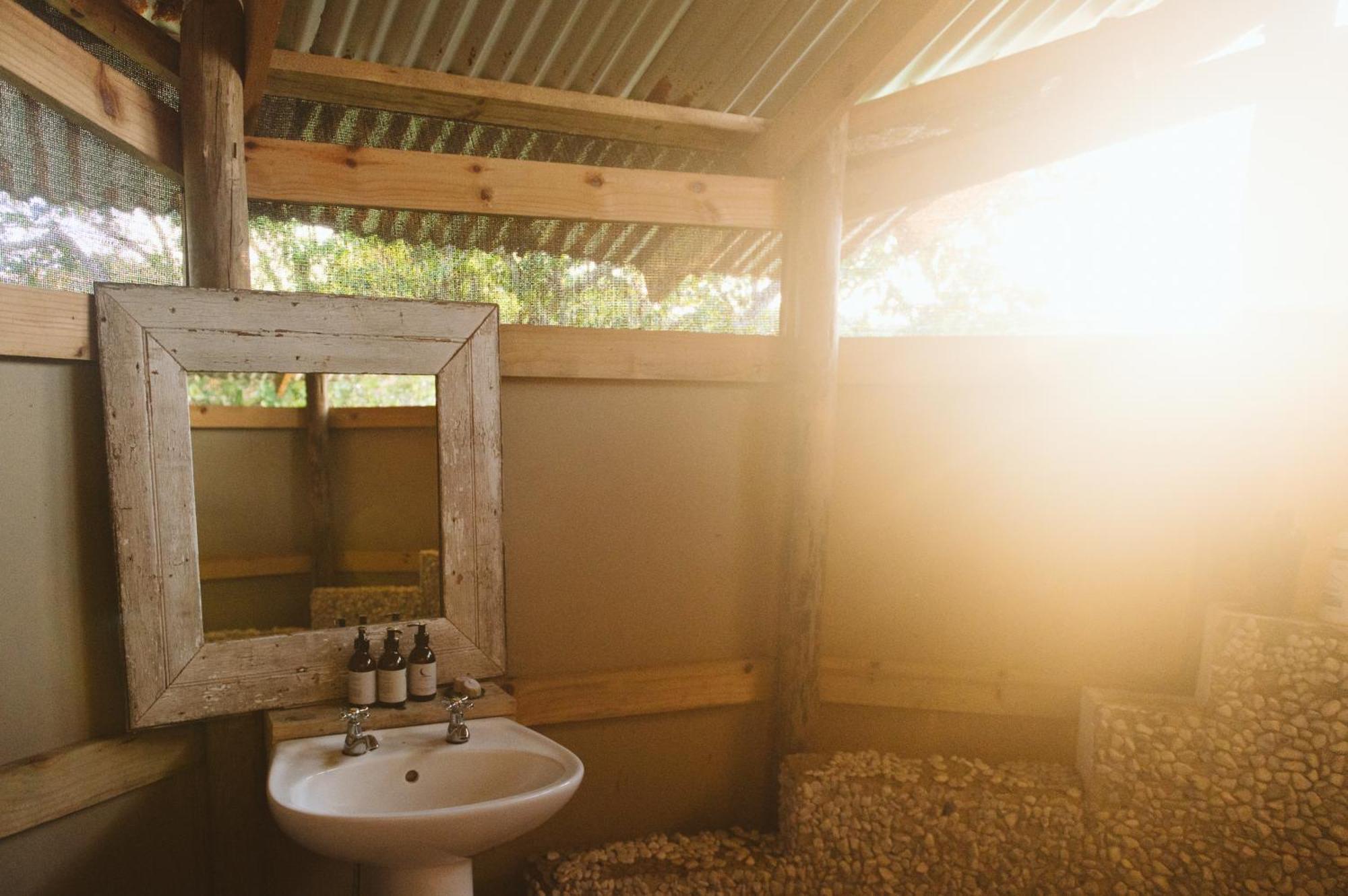 Gugulesizwe Camp Hotel Mabibi Buitenkant foto